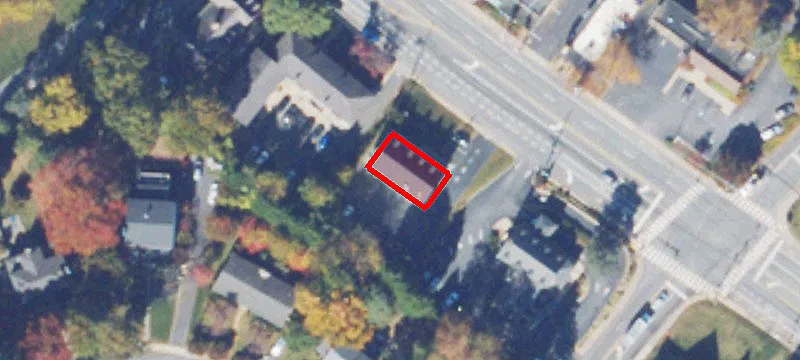 2110 Ivy Rd