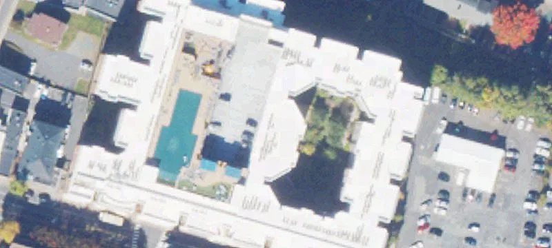 853 Main St