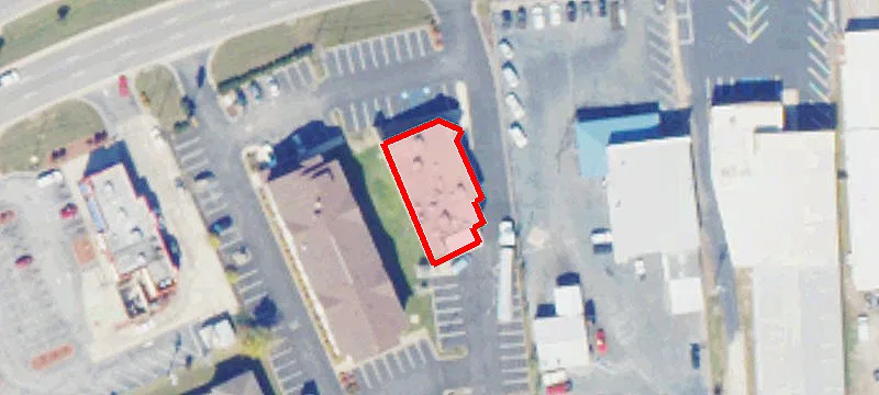 2373 Riverside Dr