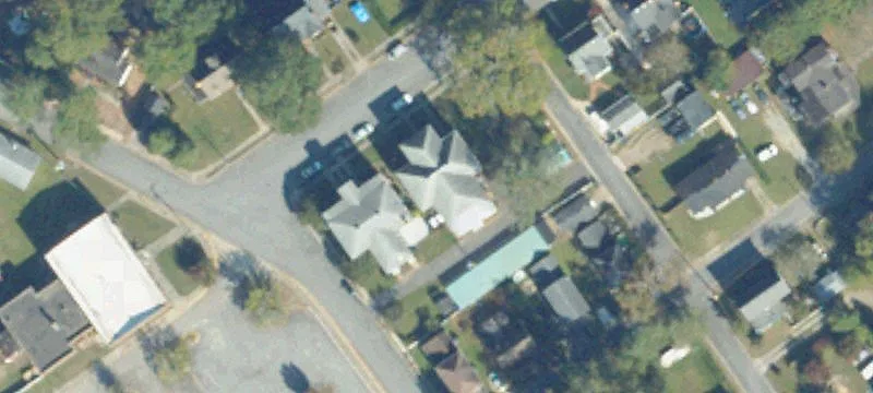 403 4th Ave