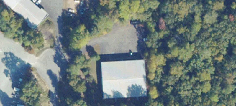 609 Roxbury Industrial Ctr