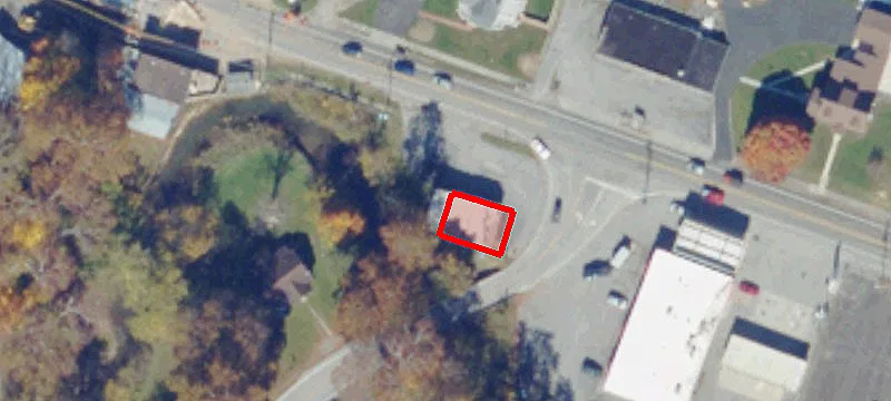 172 Riverside Dr