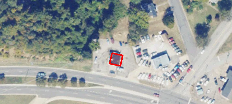 812 Riverside Dr