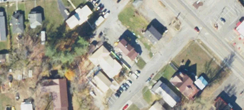 411 3rd E Ave