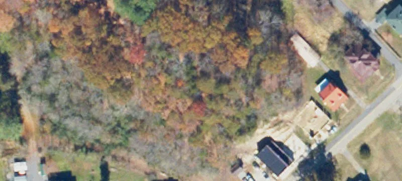 2421 Mendota Rd