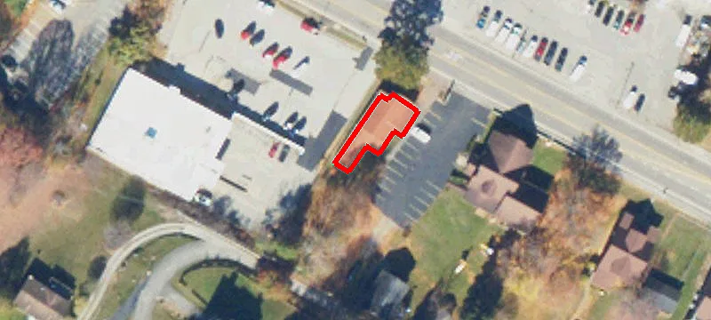 124 Main St