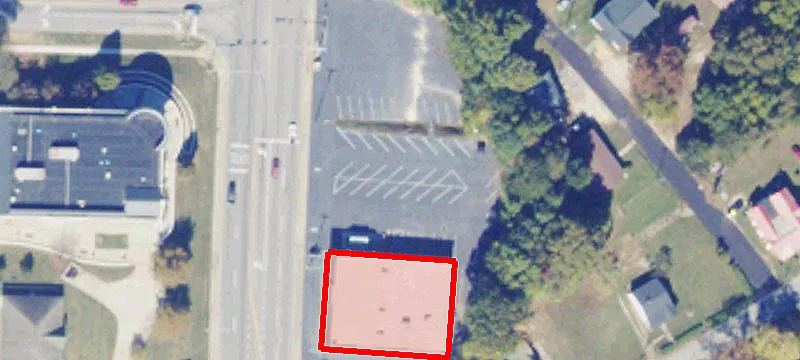927 Main St