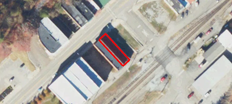 306 Main St