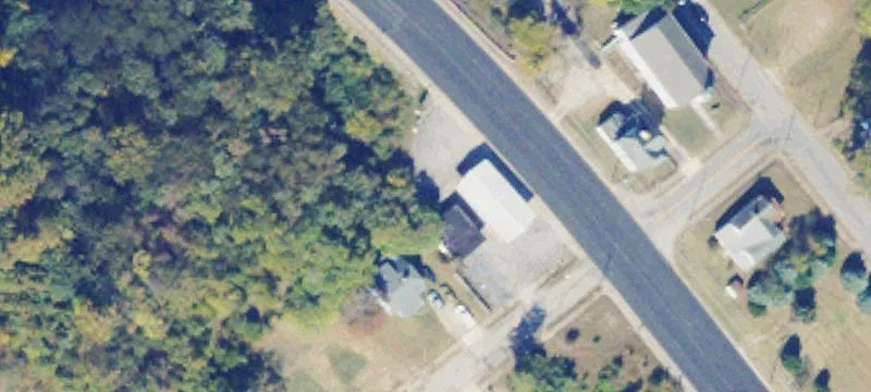 507 Riverside Dr