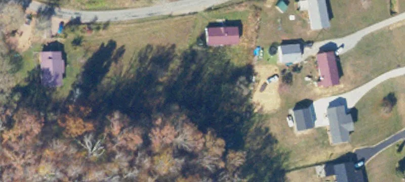 235 Hillside Ln