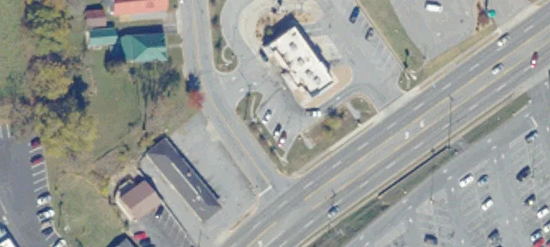 905 Main St