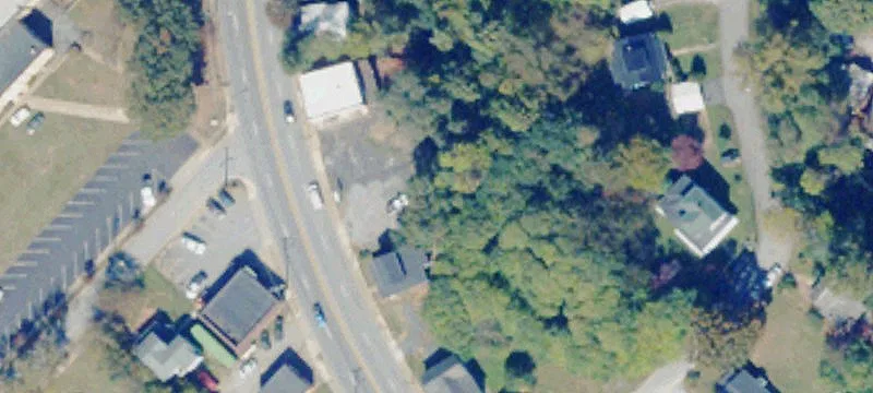 2820 Campbell Ave