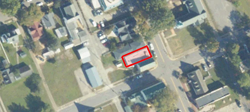 907 Main St