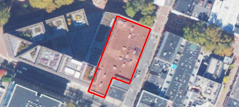 200 Main St