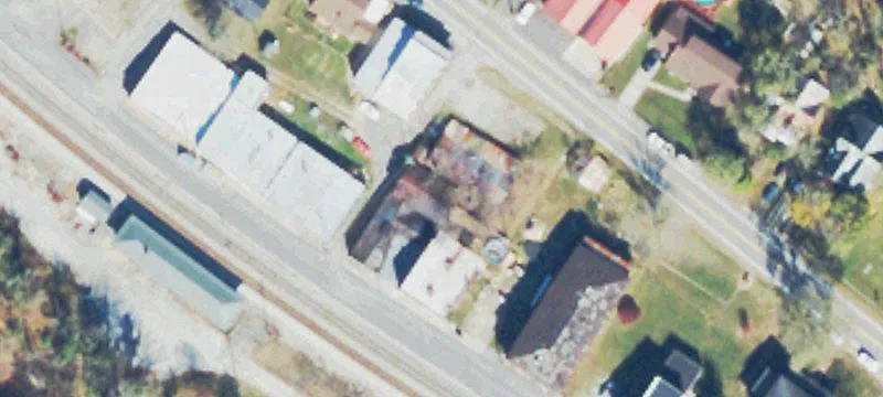 102 Railroad Ave