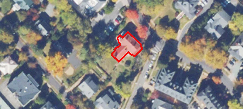 14 University Cir