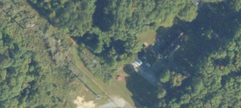 320 Dupont St