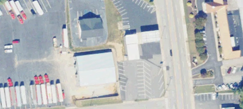 2515 Main St