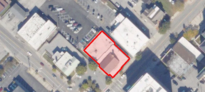 4 Main St