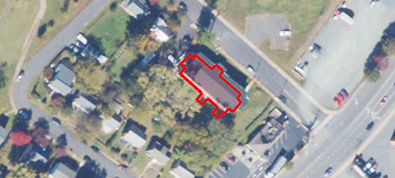 1329 Riverdale Dr
