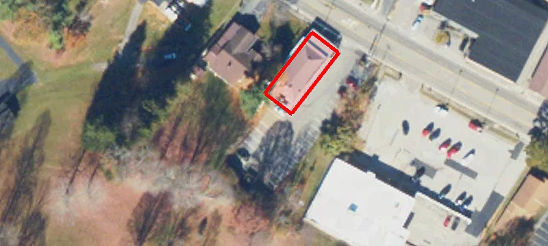 302 Main St