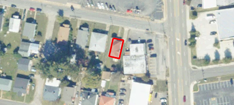 105 Maple Ave