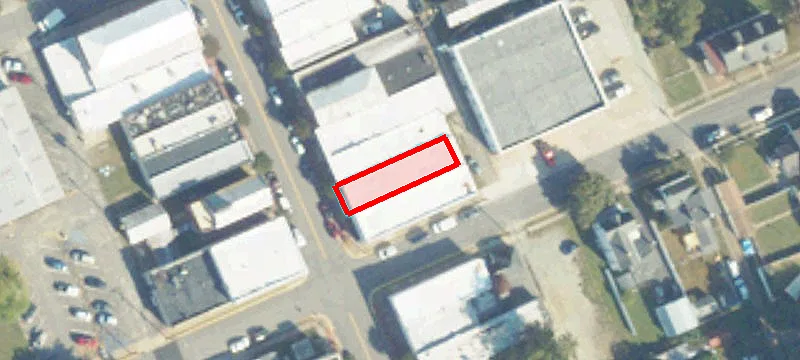 704 Main St