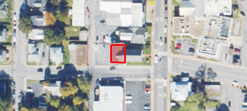 27 Royal Ave