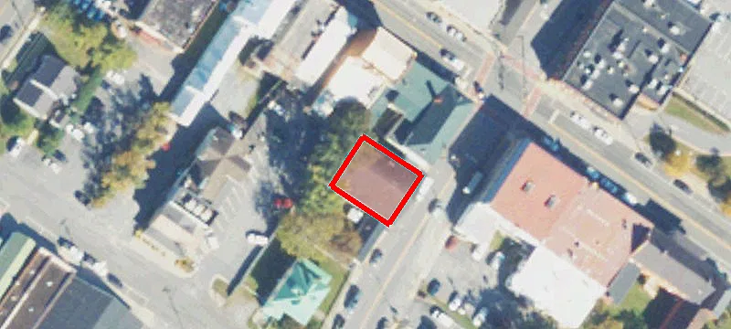 11 Church St