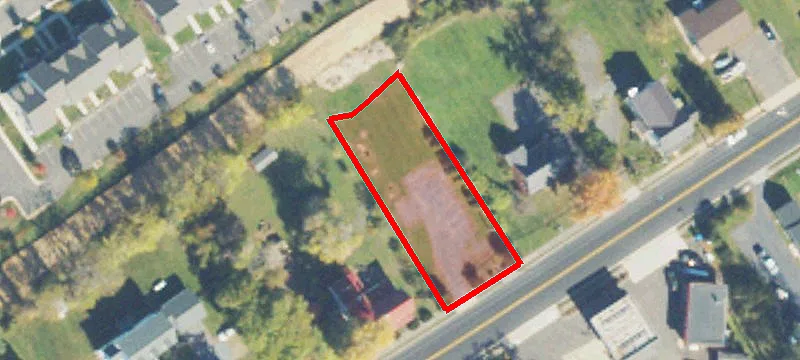 8440 Main St