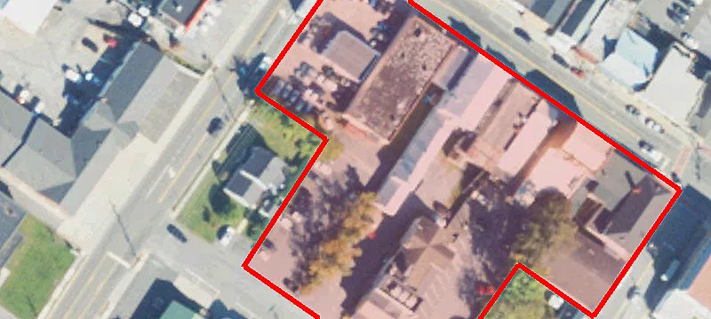 33 Main St