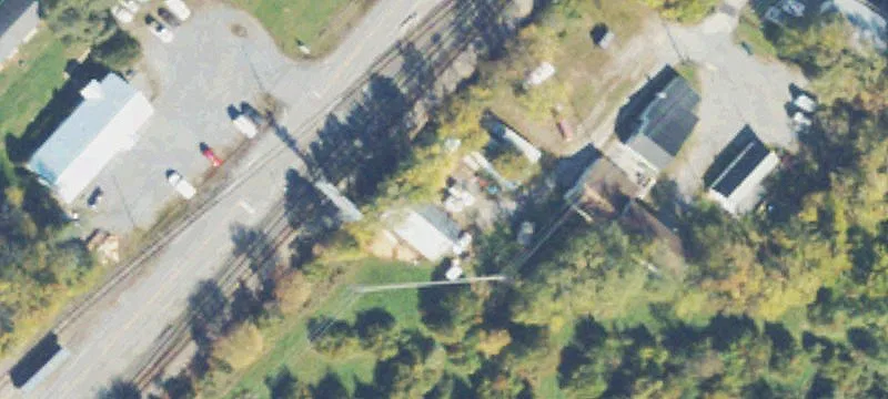 9 Lloyds Ln