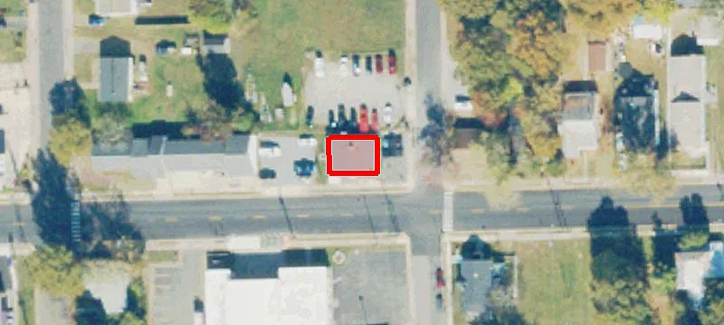 301 Colonial Ave
