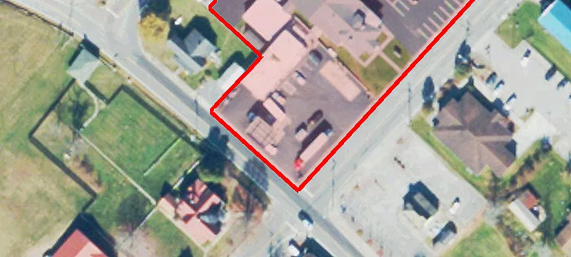 304 Main St