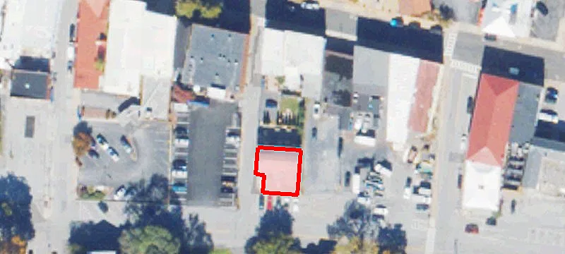 401 Main St