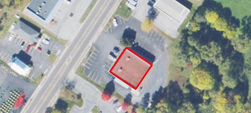 640 Main St