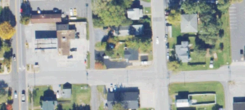 502 Warren Ave