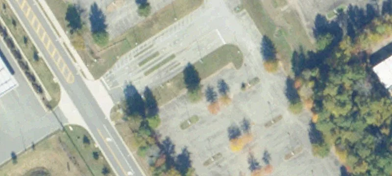 653 Patrick Henry Mall