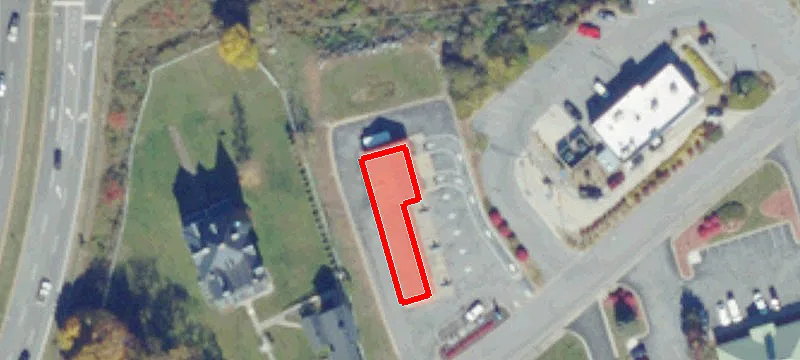 104 Sanders Ln