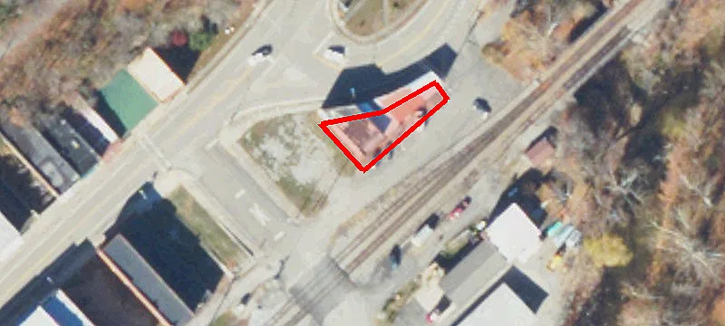 206 Main St