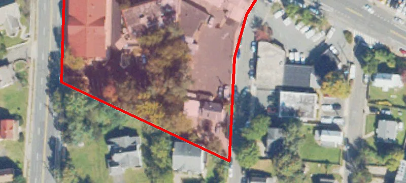 Douglass Ave