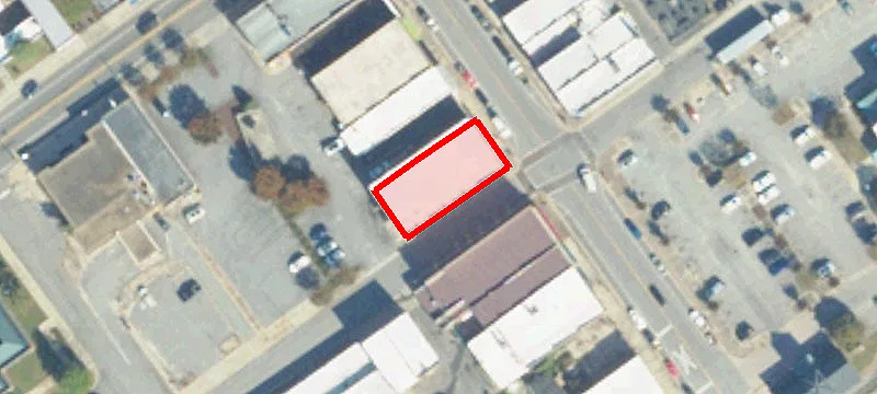 101 Main St