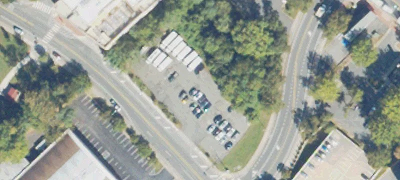 Maple Ave