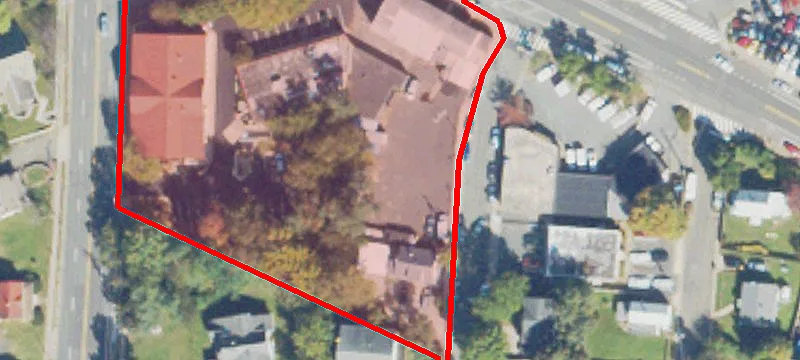 Douglass Ave