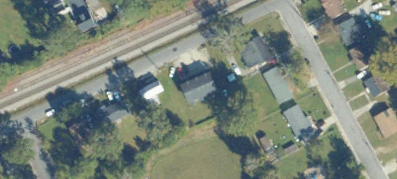901 Railroad Ave