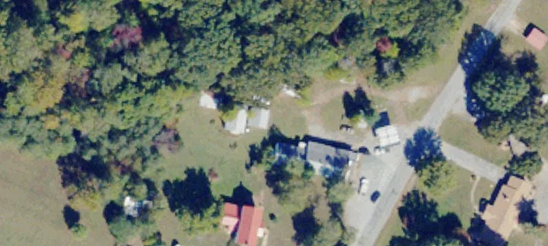 5751 Hat Crk Rd