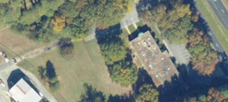2203 Hayes Rd