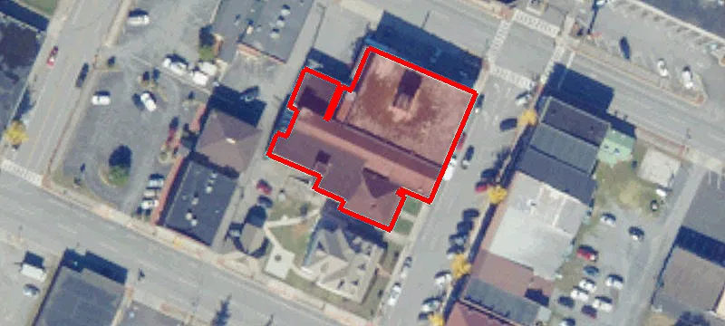 108 Suffolk Ave