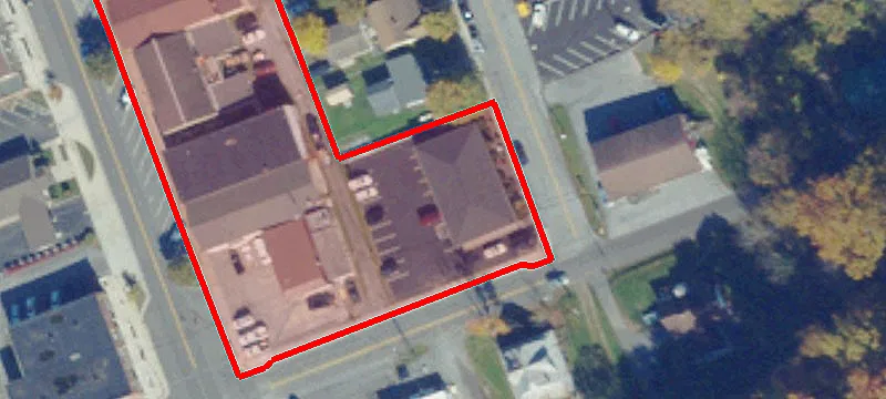 363 Woodland Rd