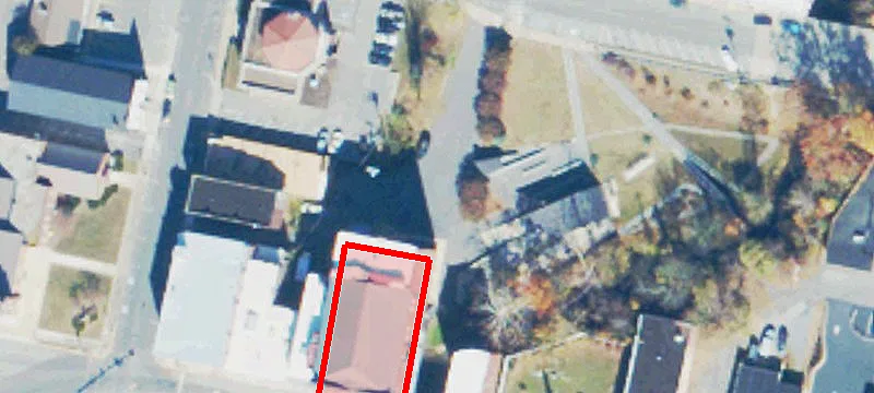 Commercial Ave
